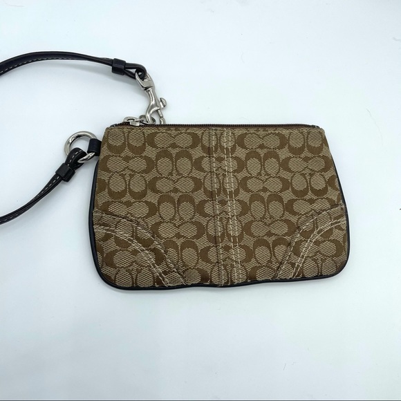 Coach Handbags - Coach Signature Jacquard Wristlet
